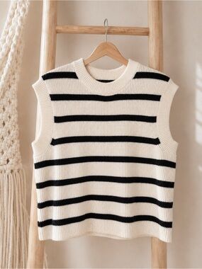 Striped Knit Sleeveless Sweater - Cream & Black